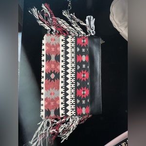 Amuse Society Clutch